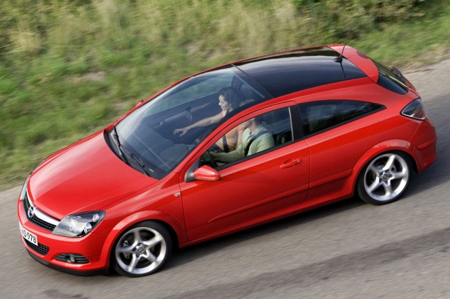 Фотография к новости Opel Astra H GTC