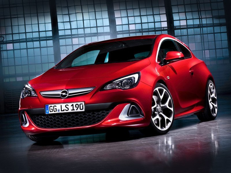 Фотография к новости Opel Astra J OPC